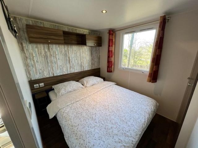 Отель Chalet Kajuit 418 Op 5 Sterren Camping Bergumermeer Suameer Экстерьер фото